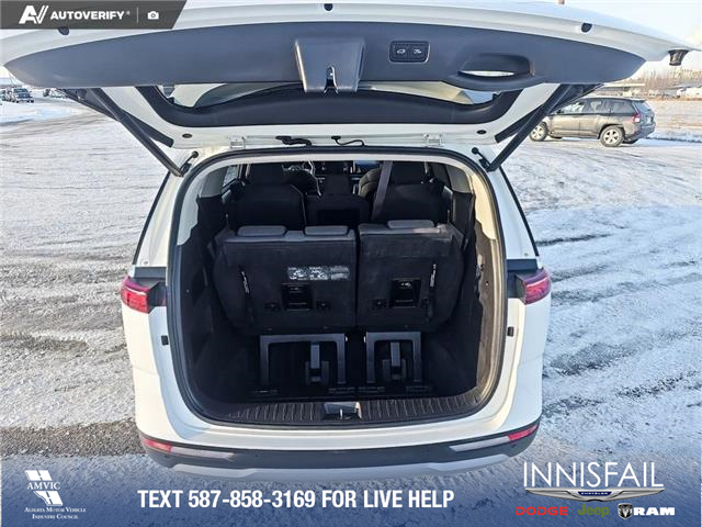 2024 Kia Carnival LX (Stk: P1135) in Innisfail - Image 10 of 24