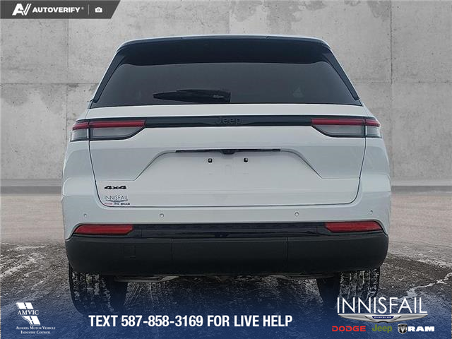 2025 Jeep Grand Cherokee Laredo (Stk: SJ056A) in Innisfail - Image 5 of 24