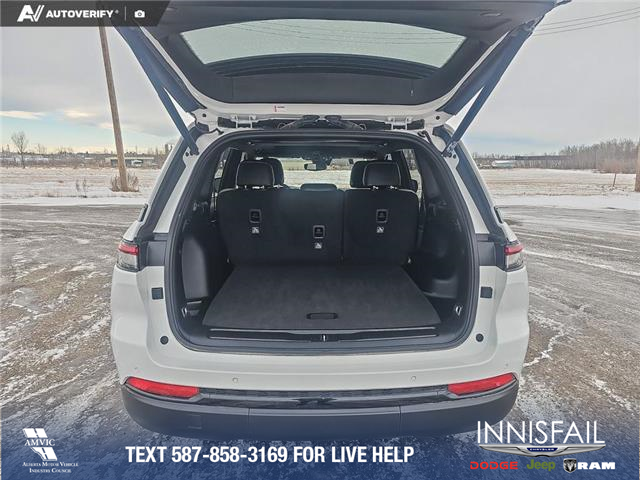 2025 Jeep Grand Cherokee Laredo (Stk: SJ056A) in Innisfail - Image 10 of 24