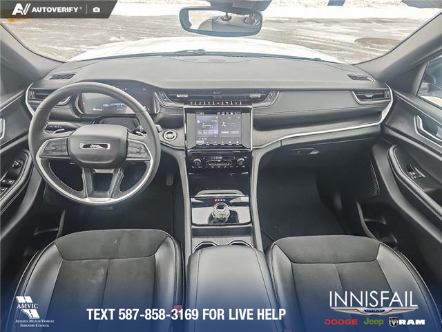 2025 Jeep Grand Cherokee Laredo (Stk: SJ056A) in Innisfail - Image 17 of 24