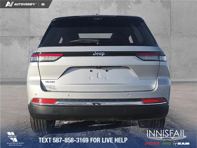 2023 Jeep Grand Cherokee 4xe Base (Stk: SJ070A) in Innisfail - Image 5 of 24
