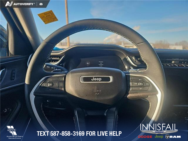 2023 Jeep Grand Cherokee 4xe Base (Stk: SJ070A) in Innisfail - Image 12 of 24