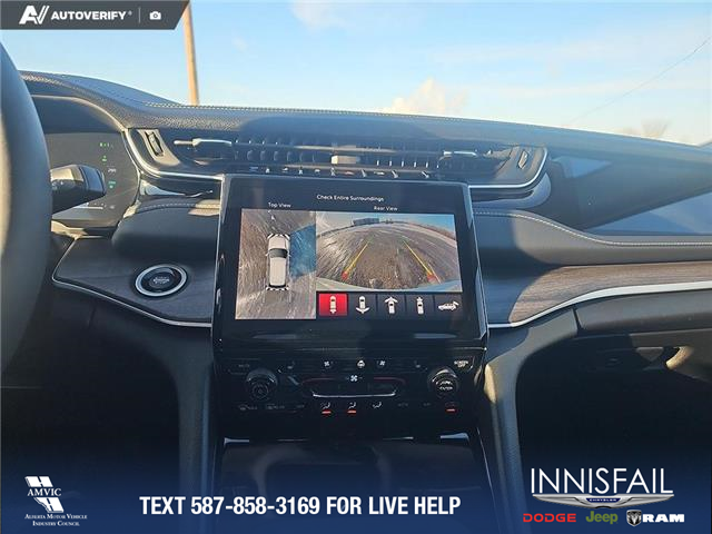 2023 Jeep Grand Cherokee 4xe Base (Stk: SJ070A) in Innisfail - Image 16 of 24