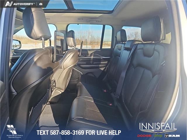 2023 Jeep Grand Cherokee 4xe Base (Stk: SJ070A) in Innisfail - Image 19 of 24
