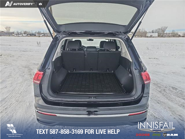 2023 Volkswagen Tiguan Comfortline (Stk: P1142) in Innisfail - Image 10 of 24