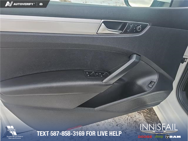 2017 Volkswagen Passat 1.8 TSI Trendline+ (Stk: P1134A) in Innisfail - Image 7 of 24