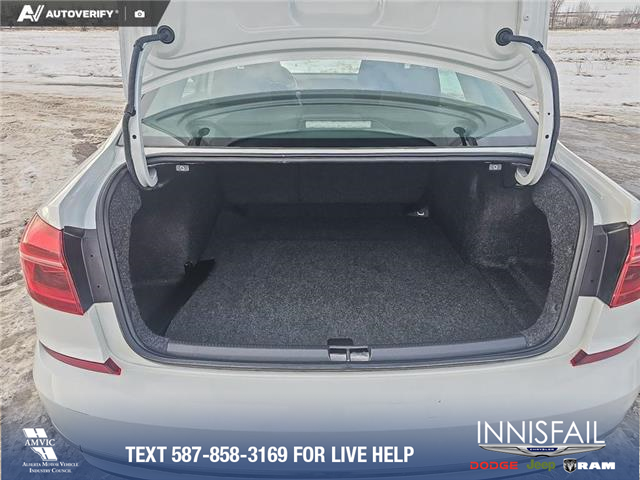 2017 Volkswagen Passat 1.8 TSI Trendline+ (Stk: P1134A) in Innisfail - Image 10 of 24