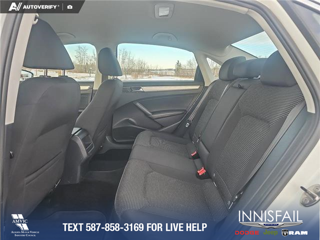 2017 Volkswagen Passat 1.8 TSI Trendline+ (Stk: P1134A) in Innisfail - Image 16 of 24