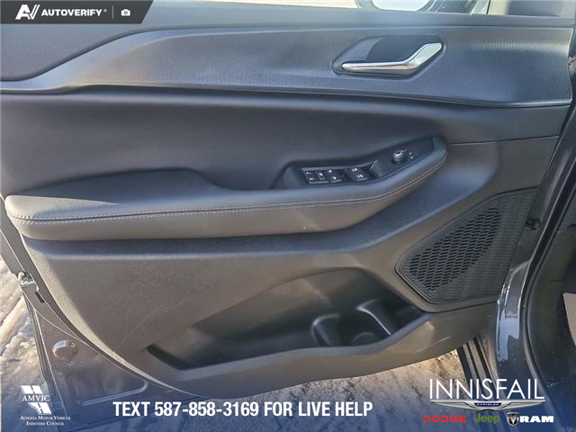 2025 Jeep Grand Cherokee L Laredo (Stk: SJ074) in Innisfail - Image 7 of 24