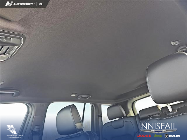 2025 Jeep Grand Cherokee Laredo (Stk: SJ073) in Innisfail - Image 15 of 24