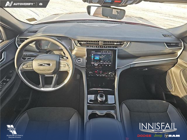 2025 Jeep Grand Cherokee Laredo (Stk: SJ073) in Innisfail - Image 18 of 24