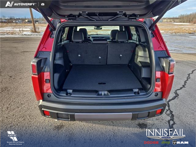 2026 Jeep Cherokee Laredo/Limited (Stk: TJ029) in Innisfail - Image 10 of 29
