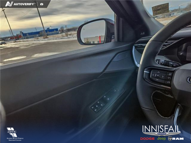 2026 Jeep Cherokee Laredo/Limited (Stk: TJ029) in Innisfail - Image 13 of 29