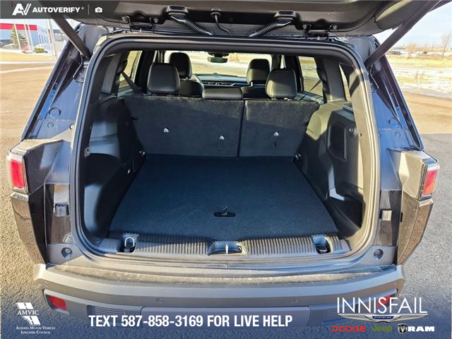 2026 Jeep Cherokee Laredo/Limited (Stk: TJ028) in Innisfail - Image 10 of 24