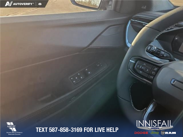 2026 Jeep Cherokee Laredo/Limited (Stk: TJ028) in Innisfail - Image 13 of 24
