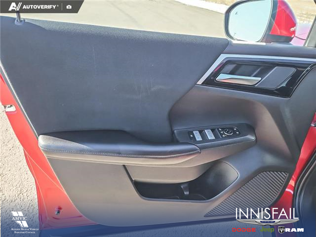 2022 Mitsubishi Outlander SE (Stk: P1163) in Innisfail - Image 7 of 28