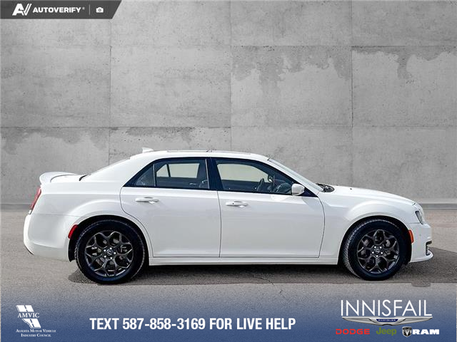 2022 Chrysler 300 S (Stk: P1174) in Innisfail - Image 6 of 20