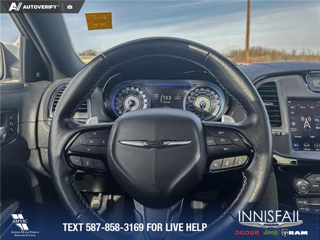 2022 Chrysler 300 S (Stk: P1174) in Innisfail - Image 10 of 20