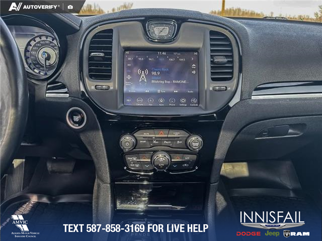 2022 Chrysler 300 S (Stk: P1174) in Innisfail - Image 13 of 20