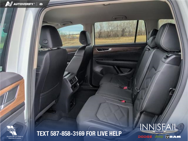 2025 Volkswagen Atlas 2.0 TSI Comfortline (Stk: P1170) in Innisfail - Image 16 of 19