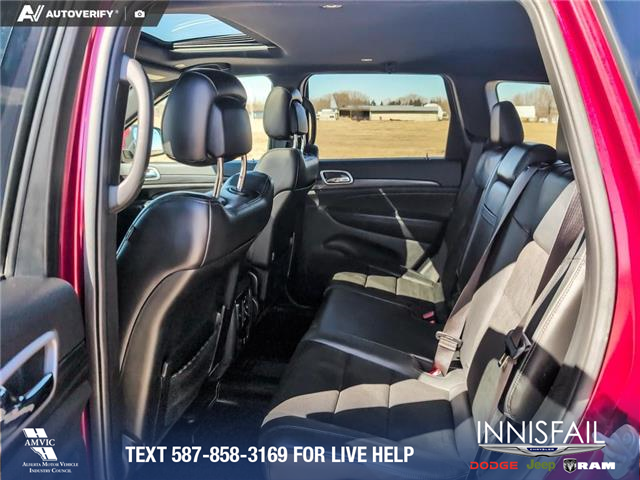 2019 Jeep Grand Cherokee Laredo (Stk: P1181) in Innisfail - Image 16 of 18