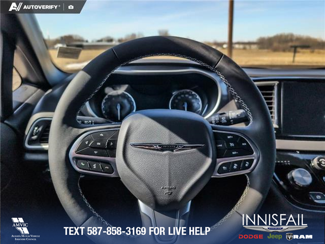 2025 Chrysler Grand Caravan SXT (Stk: P1194) in Innisfail - Image 11 of 23