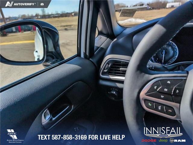 2025 Chrysler Grand Caravan SXT (Stk: P1194) in Innisfail - Image 13 of 23
