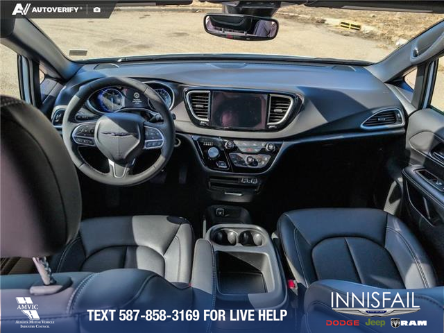 2025 Chrysler Grand Caravan SXT (Stk: P1194) in Innisfail - Image 16 of 23