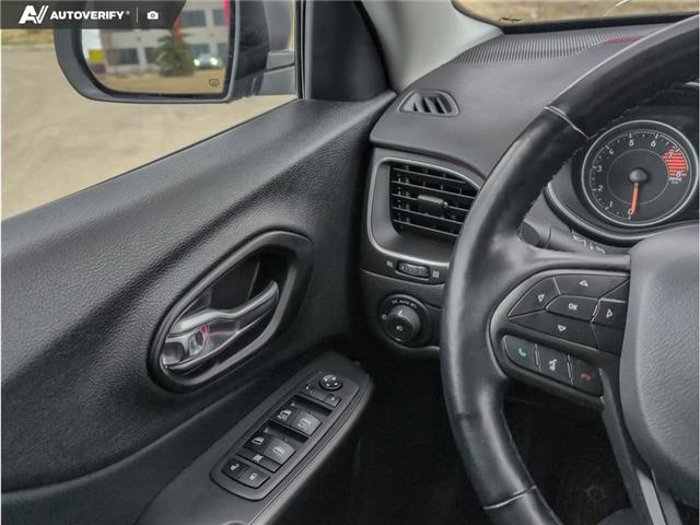 2021 Jeep Cherokee Trailhawk (Stk: P1210) in Innisfail - Image 8 of 18 2021 Jeep Cherokee Trailhawk (Stk: P1210) in Innisfail - Image 8 of 18