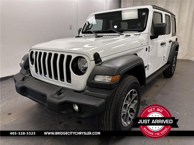 2020 Jeep Wrangler Unlimited Sport (Stk: B24286) in Lethbridge - Image 1 of 28
