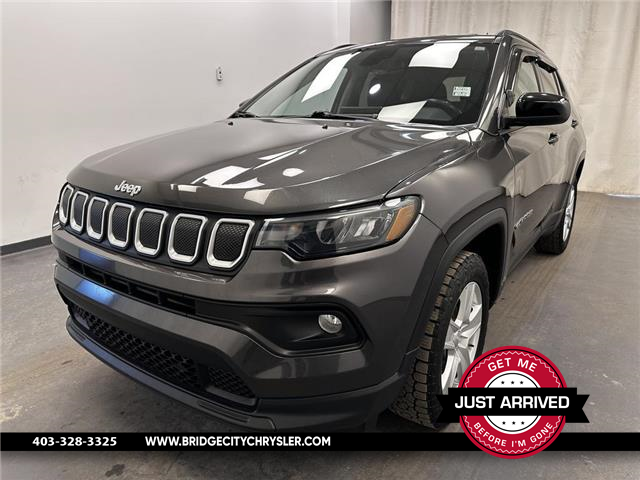2022 Jeep Compass North (Stk: 3536A) in Lethbridge - Image 1 of 28