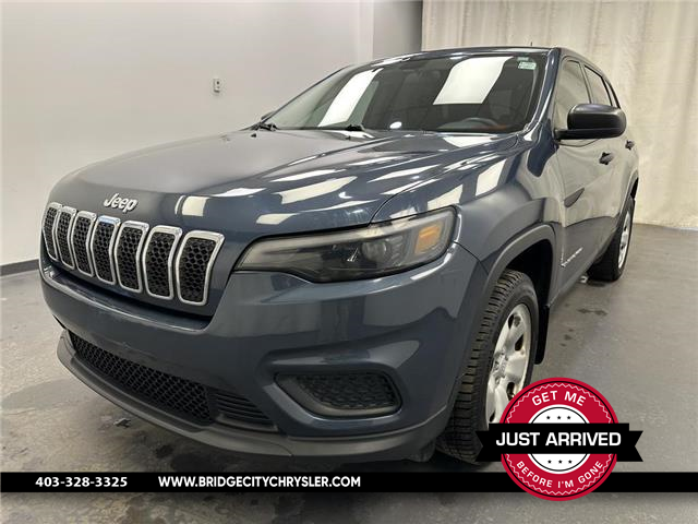 2019 Jeep Cherokee Sport (Stk: 37546) in Lethbridge - Image 1 of 26