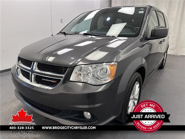 2020 Dodge Grand Caravan Premium Plus (Stk: 40034) in Lethbridge - Image 1 of 30