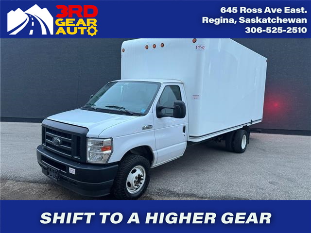 2022 Ford E-450 Cutaway Base (Stk: 3GT039) in Regina - Image 1 of 12 2022 Ford E-450 Cutaway Base (Stk: 3GT039) in Regina - Image 1 of 12