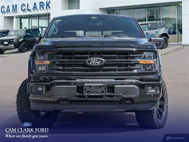 2024 Ford F-150 XLT photo 2