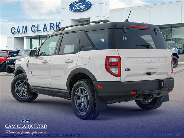 2024 Ford Bronco Sport Badlands photo 2