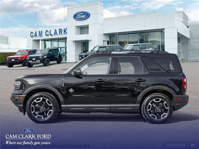 2024 Ford Bronco Sport Outer Banks photo 3