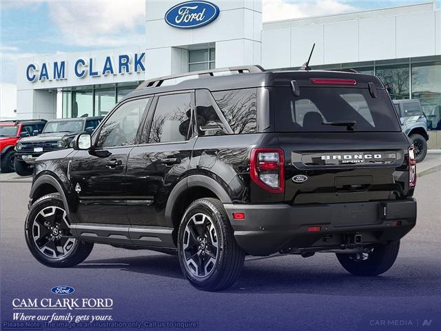 2024 Ford Bronco Sport Outer Banks photo 4