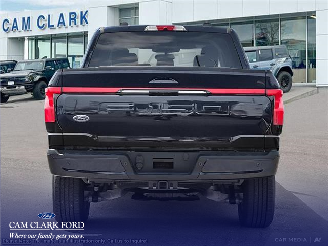 2025 Ford F-150 Lightning Lariat photo 4