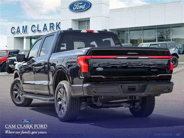 2025 Ford F-150 Lightning Lariat photo 3