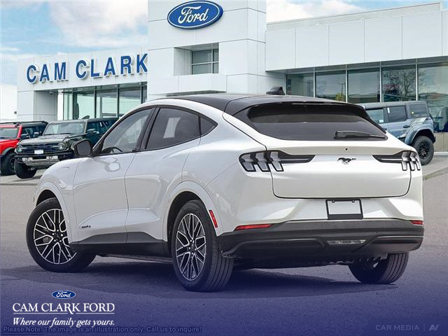 2025 Ford Mustang Mach-E Premium photo 4