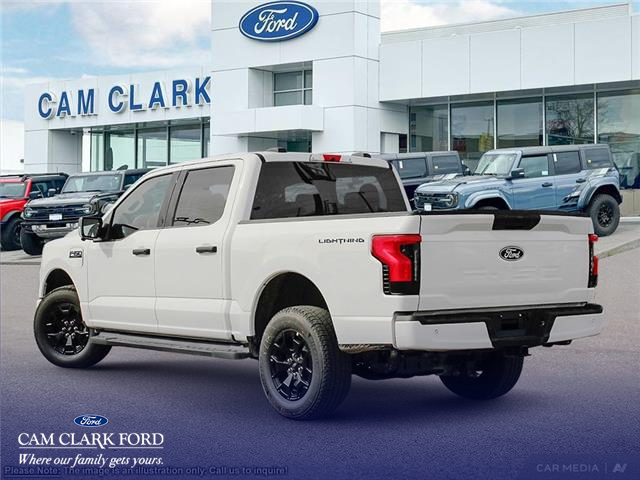 2025 Ford F-150 Lightning XLT photo 4