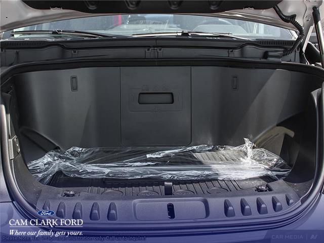 2025 Ford F-150 Lightning XLT (Stk: W3L09674) in Richmond - Image 6 of 26