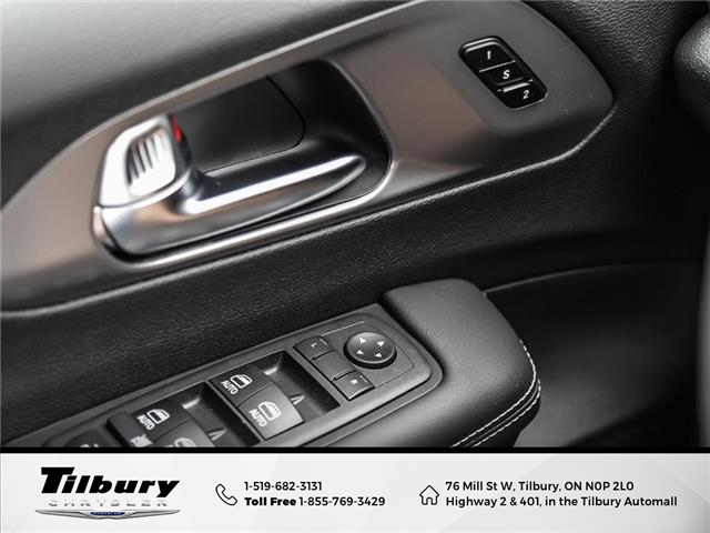 2026 Chrysler Pacifica Select (Stk: 26-013) in Tilbury - Image 17 of 27