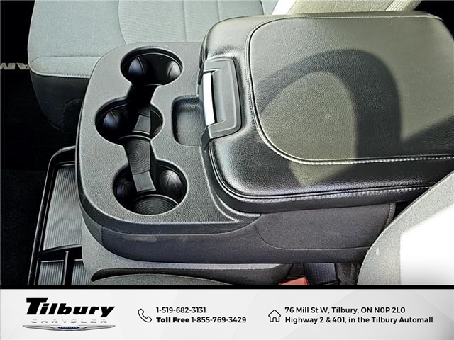 2021 RAM 1500 Classic SLT (Stk: 48650P) in Tilbury - Image 26 of 35
