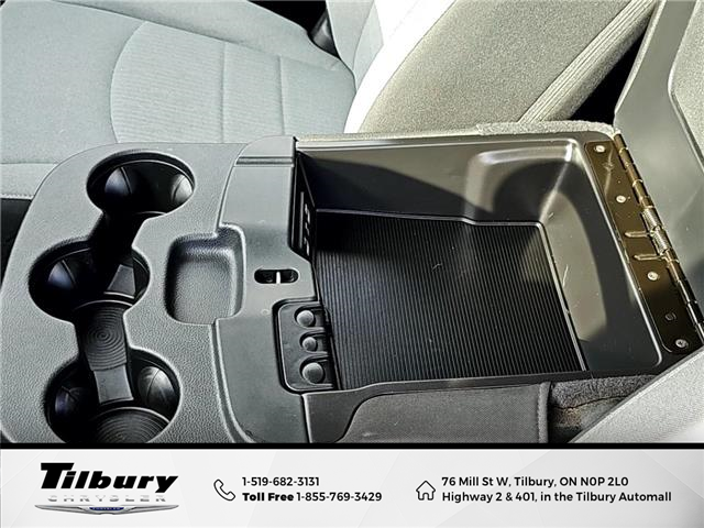 2021 RAM 1500 Classic SLT (Stk: 48650P) in Tilbury - Image 27 of 35