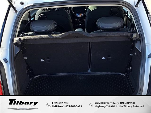 2024 MINI 3 Door Cooper S (Stk: 25-203-2) in Tilbury - Image 31 of 36