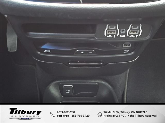 2022 Chrysler Pacifica Touring L (Stk: 26-094-1) in Tilbury - Image 26 of 48