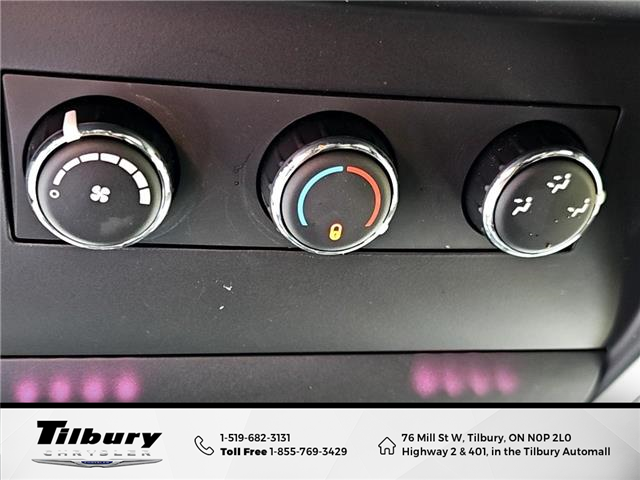 2019 Dodge Grand Caravan 35th Anniversary Edition (Stk: 26-114-1) in Tilbury - Image 37 of 47