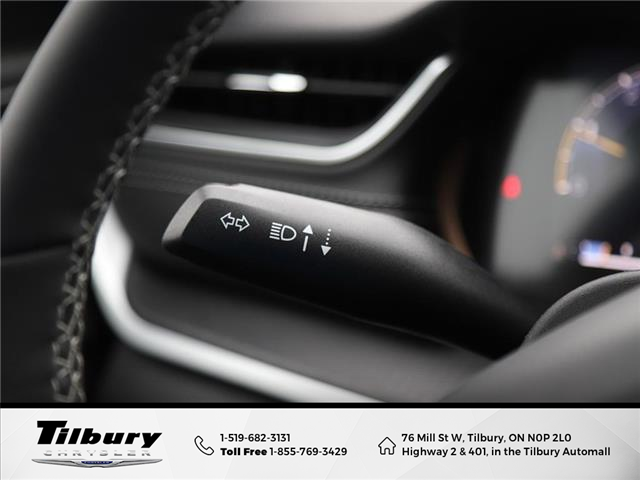 2025 Jeep Grand Cherokee Laredo (Stk: 25-220) in Tilbury - Image 16 of 27